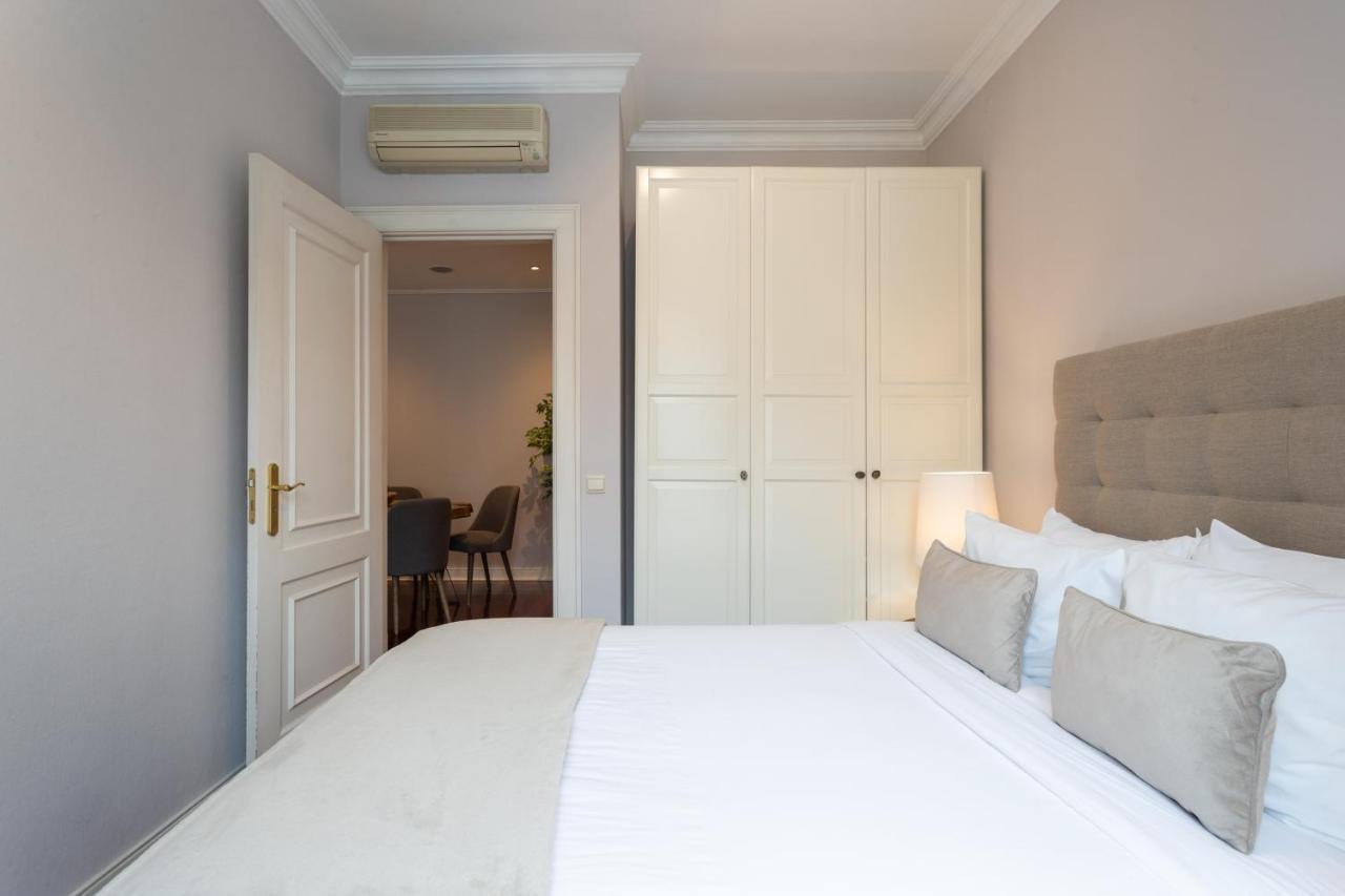 Living Chiado Apartment Lisboa Ngoại thất bức ảnh